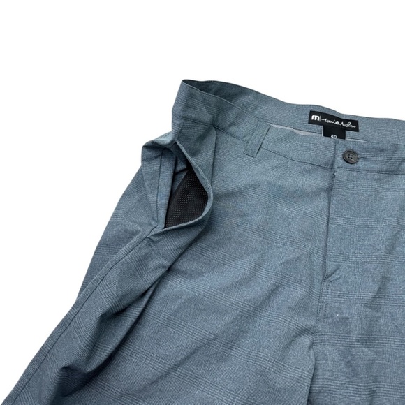 Travis Mathew Grommet Golf Shorts - Picture 4 of 15